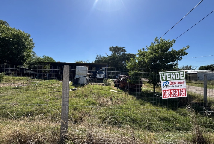 Terreno en esquina.